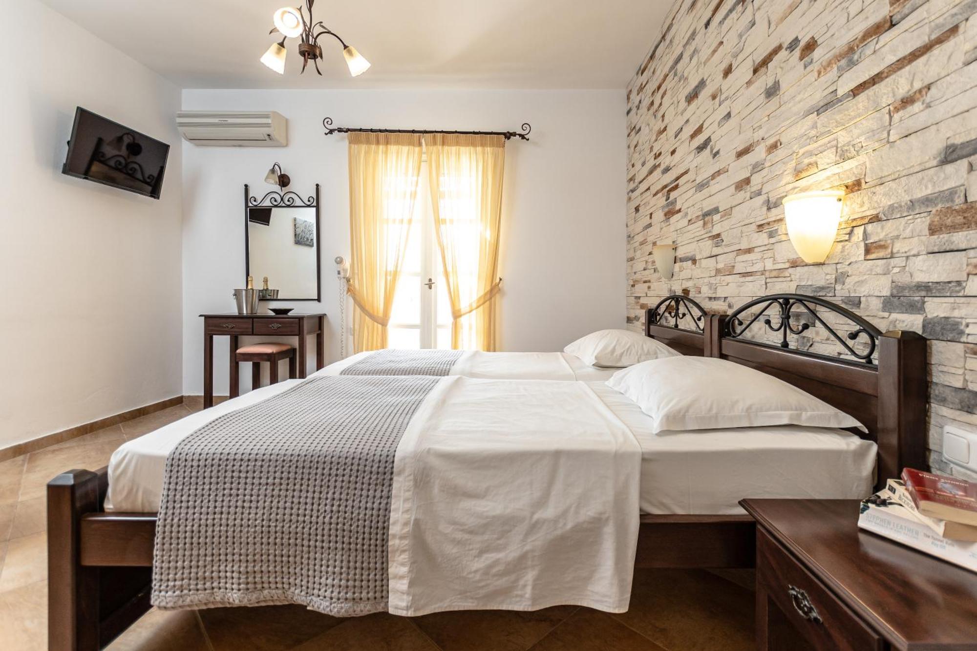 Annita'S Village Hotel Agia Anna  エクステリア 写真